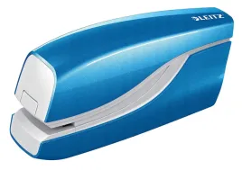 zszywacz-biurowy-elektryczny-5566-niebieski-leitz