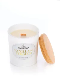 naturalna-swieca-sojowo-kokosowa-o-zapachu-vanilla-and-tabacco-135g-biala