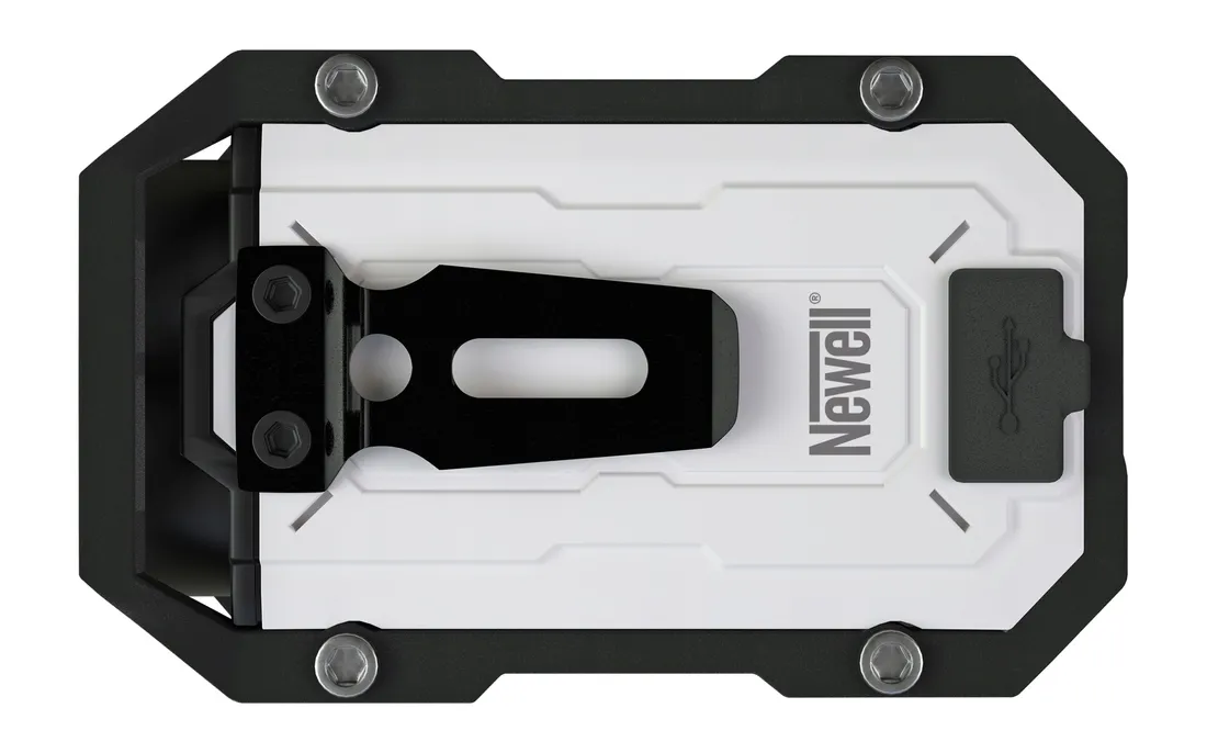 latarka-led-newell-edc-nyks-solid-biala