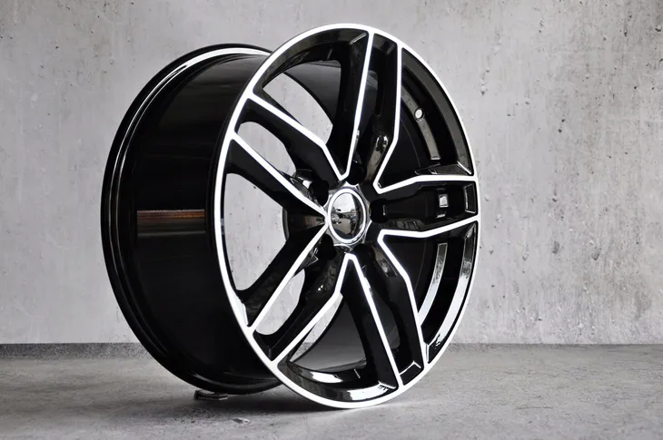 felgi-17-audi-e-tron-liczba-felg-w-ofercie-4-szt