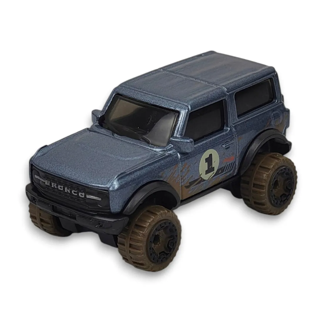 hot-wheels-21-ford-bronco-luzak