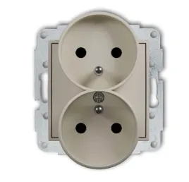 karlik-mini-taupe-podtynkowy-mechanizm-gniazda-podwojne-z-u-z-przeslonami