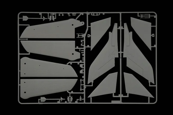 1-48-tornado-gr-1-ids-gulf-war-war-thunder-edition-kod-do-war-thunder-okres-po-ii-wojnie-swiatowej-marka-italeri