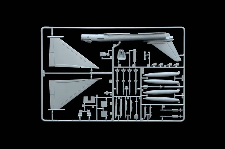 1-72-ef-2000-typhoon-single-seater-stan-opakowania-oryginalne