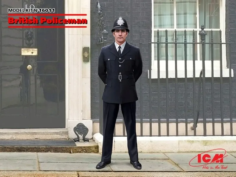 british-policeman-1-16-material-tworzywo-sztuczne