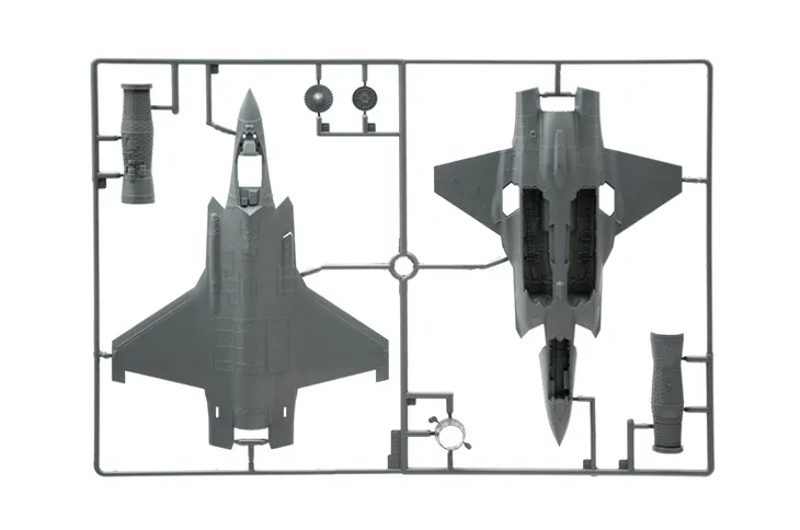 1-72-f-35a-lightning-ii-ctol-version-beast-mode-marka-italeri-stan-nowy
