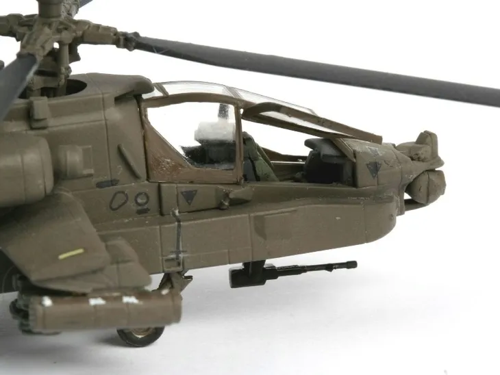 revell-64046-model-set-ah-64d-longbow-apache-1-144-model-longbow-apache