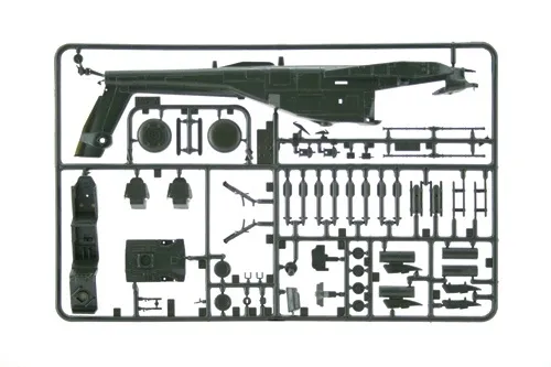 1-72-ah-64-apache-marka-italeri
