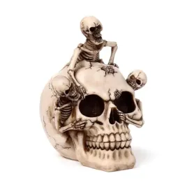 dekoracyjna-czaszka-ze-szkieletami-skull-18cm