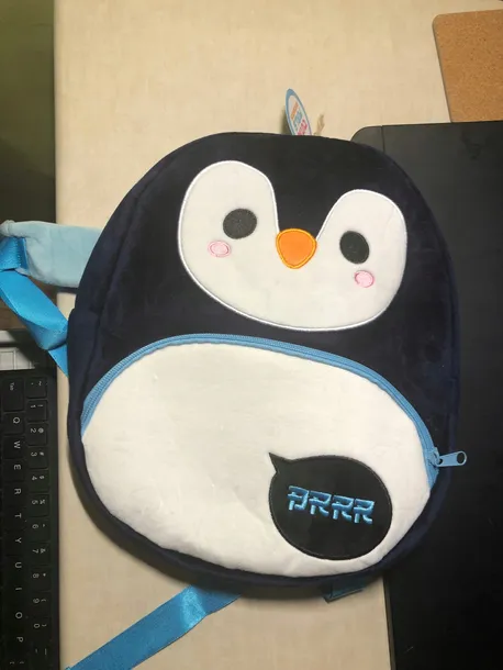 pluszowy-plecak-pingwin-31cm-kolor-wielokolorowy