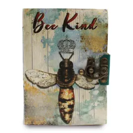 skorzany-notatnik-bee-kind-z-nierownym-brzegiem