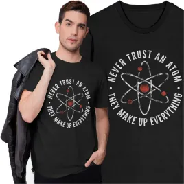 koszulka-meska-z-nadrukiem-atom-fizyka-nauka-never-trust-an-atom
