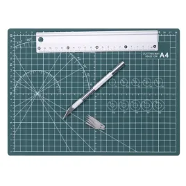 mata-do-ciecia-a4-zielona-podkladka-ochronna-linijka-20cm