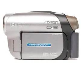 kamera-sony-handycam-dcr-dvd203e-video-camera-kolekcjonerska-480x-zoom