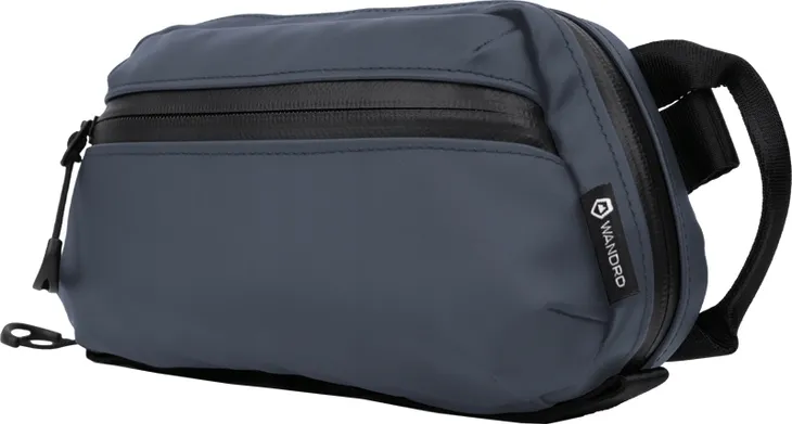 wandrd-tech-bag-medium-aegean-blue-stan-nowy