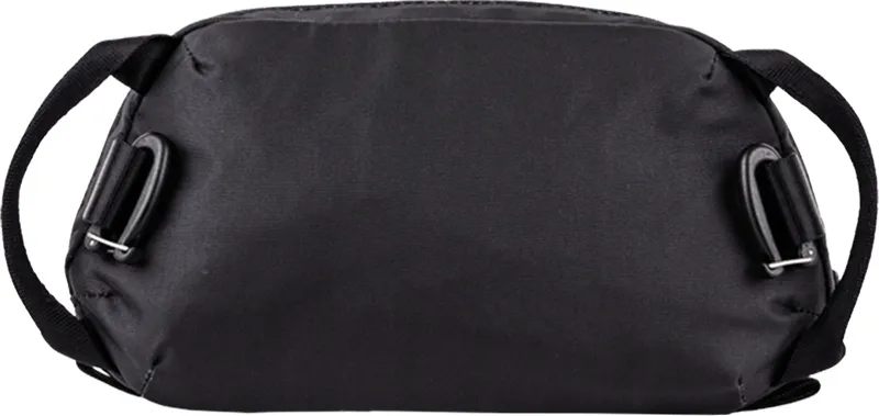 wandrd-toiletry-bag-medium