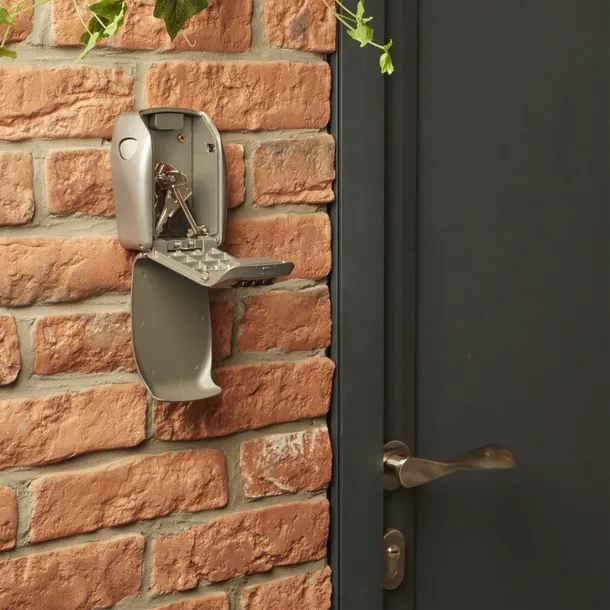 master-lock-key-safe-security-access-mount-5415eurd