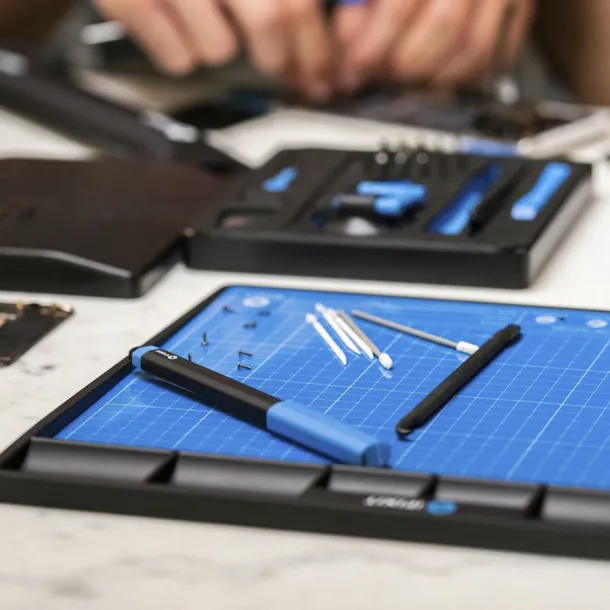 ifixit-fixmat-stackable-magnetic-mat