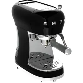 smeg-ecf02bleu-siebtragermaschine-schwarz