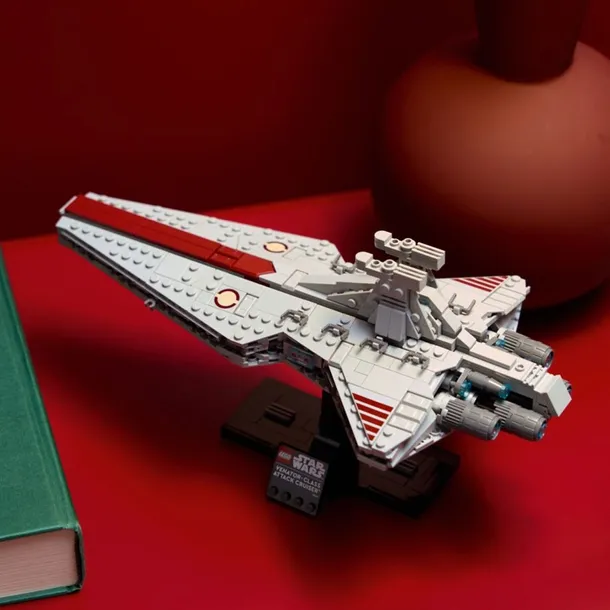 lego-star-wars-75441-venator-class-attack-cruiser