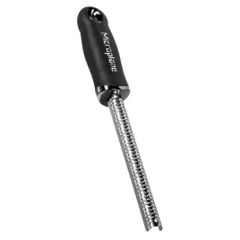 microplane-premium-classic-tarka-do-przypraw-czarna