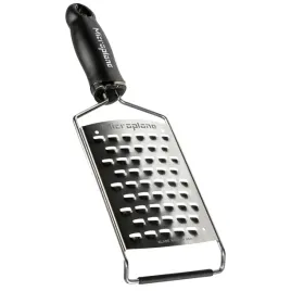 microplane-gourmet-tarka-ultra-xl-grube-ostrze-czarny