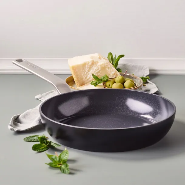 greenpan-evolution-frying-pan-28cm-black-srednica-28-cm-rodzaj-tradycyjna