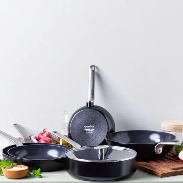 greenpan-evolution-frying-pan-30cm-black-kolor-rozowy