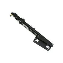 wall-boom-shorter-blck-07-12