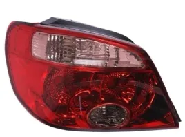 lampa-tyl-depo-le-mitsubishi-outlander