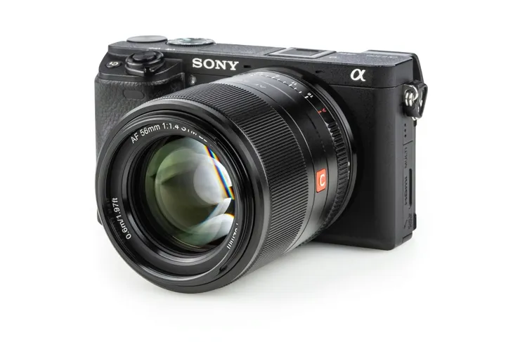 viltrox-af-56mm-f1-4-sony-e