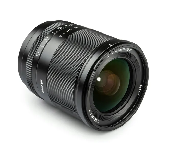 viltrox-af-13mm-f1-4-sony-e