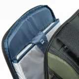 thinktank-darklight-20l-montane-green