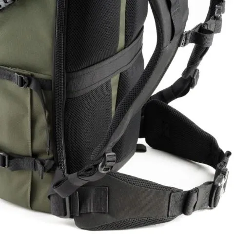 thinktank-darklight-20l-montane-green