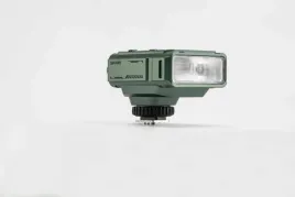 viltrox-lampa-spark-z3-f-zielona