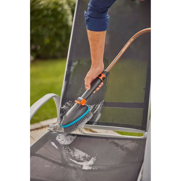 gardena-cleansystem-hand-brush-m-soft