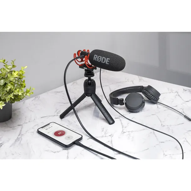 rode-sc19-usb-c-na-lightning