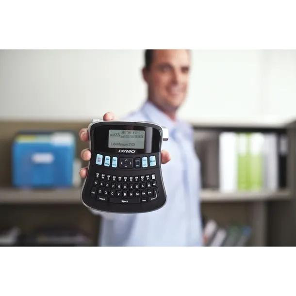 dymo-labelmanager-210-d-w-stabilnej-walizce