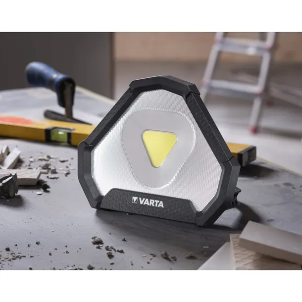 varta-work-flex-stadium-light-with-battery