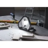 varta-work-flex-stadium-light-with-battery