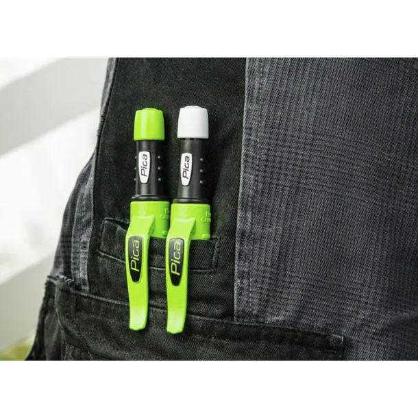 pica-master-set-for-carpenter