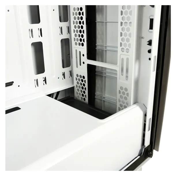 lc-power-lc-713w-on