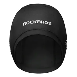 czapka-rowerowa-kolarska-z-wycieciami-na-okulary-czarna