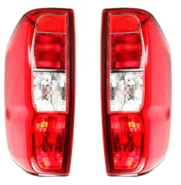 nissan-frontier-navara-d40-lampa-tylna-prawa-lewa