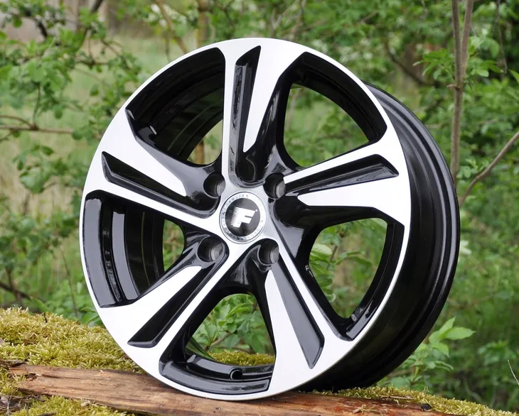 felgi-pdw-15-smart-fortwo-forfour-waga-z-opakowaniem-60-kg