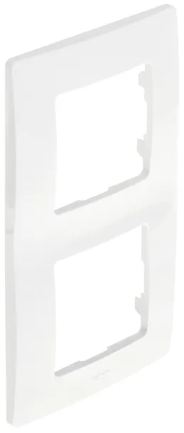 ramka-le-665002-niloe-legrand-material-tworzywo-sztuczne