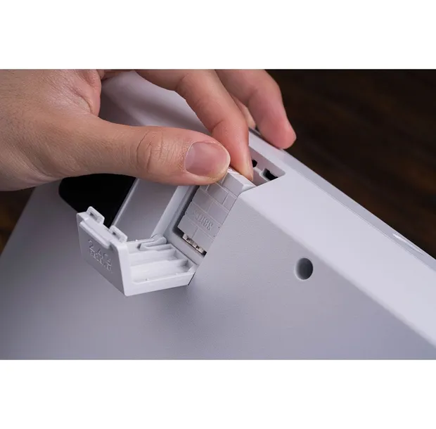 8bitdo-arcade-stick-xbox-and-pc-white-marka-8bitdo
