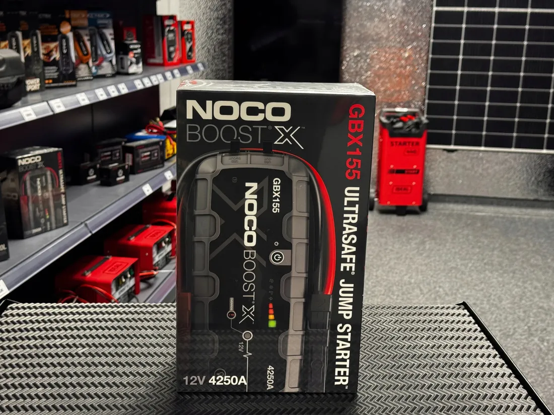 noco-gbx75-2500a-booster