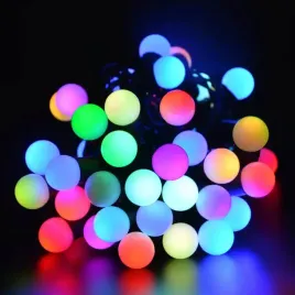 girlanda-swietlna-lampki-na-balkon-ip44-kule-kulki-do-pokoju-50-led-10m
