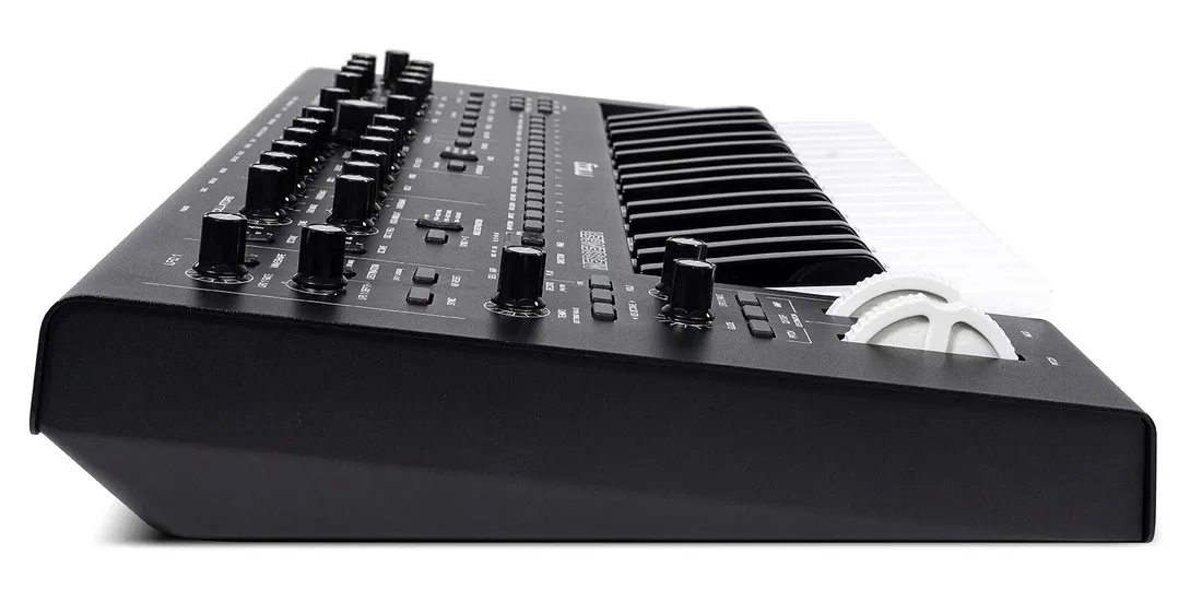 moog-messenger-syntezator-analogowy-stan-nowy